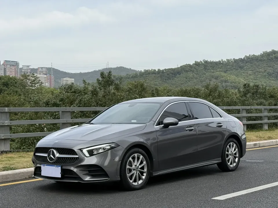 Mercedes-Benz Mercedes Benz A Class 2022