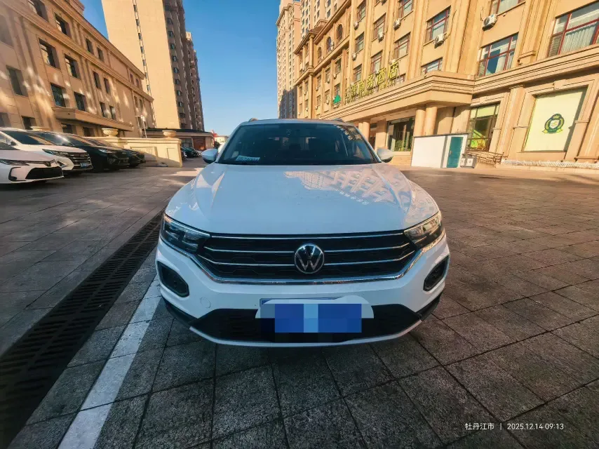 Volkswagen T-Roc Tanyue 280TSI DSG 2WD Elite PLUS 2022 — миниатюра 2