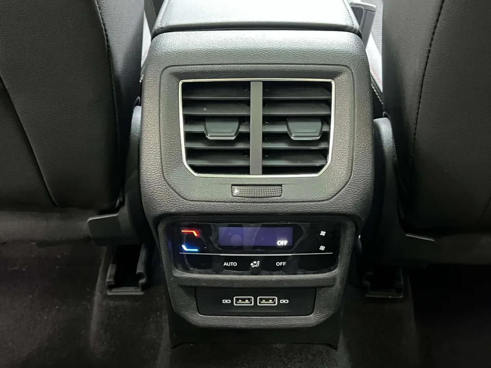 Volkswagen Tayron Tanyue 2022 280TSI 2WD Luxury Smart Edition 2022 — миниатюра 2