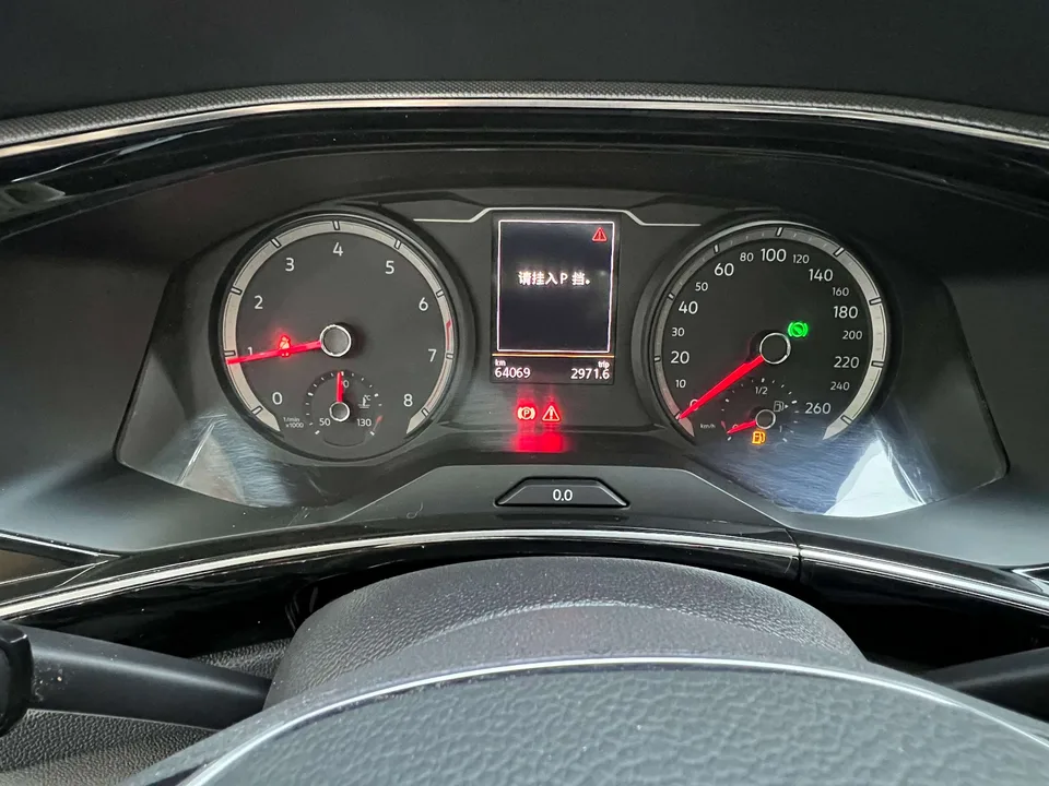 Volkswagen Tayron Tanyue 2022 280TSI 2WD Luxury Smart Edition 2022 — миниатюра 3