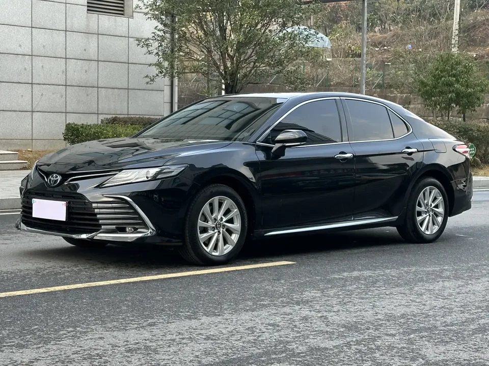 Toyota Camry 2023