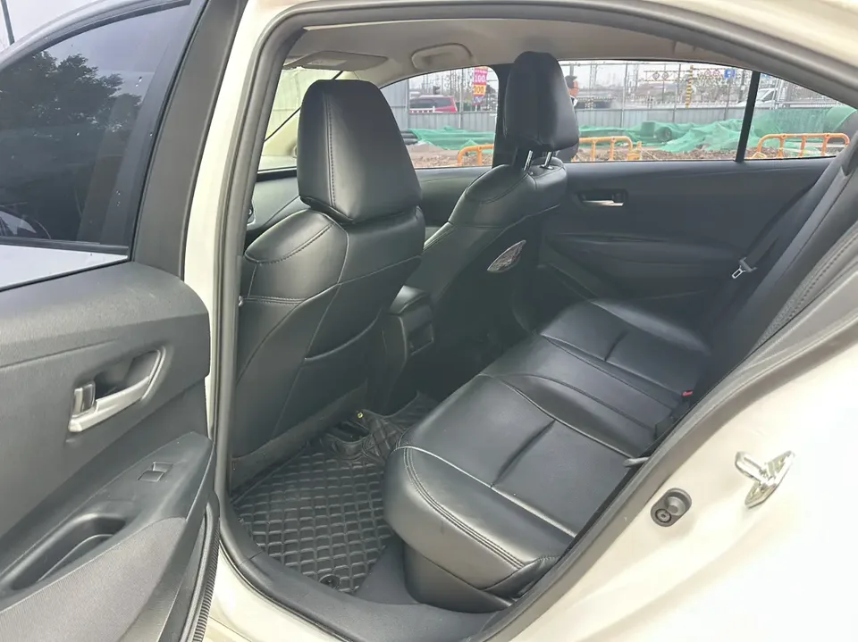 Toyota Corolla Corolla 2023 Intelligent Electric Hybrid Dual Engine 1.8L E-CVT Pioneer Edition 2023 — thumbnail 3