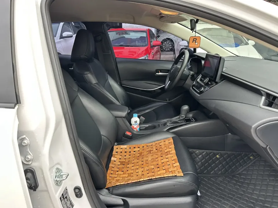 Toyota Corolla Corolla 2023 Intelligent Electric Hybrid Dual Engine 1.8L E-CVT Pioneer Edition 2023 — thumbnail 5