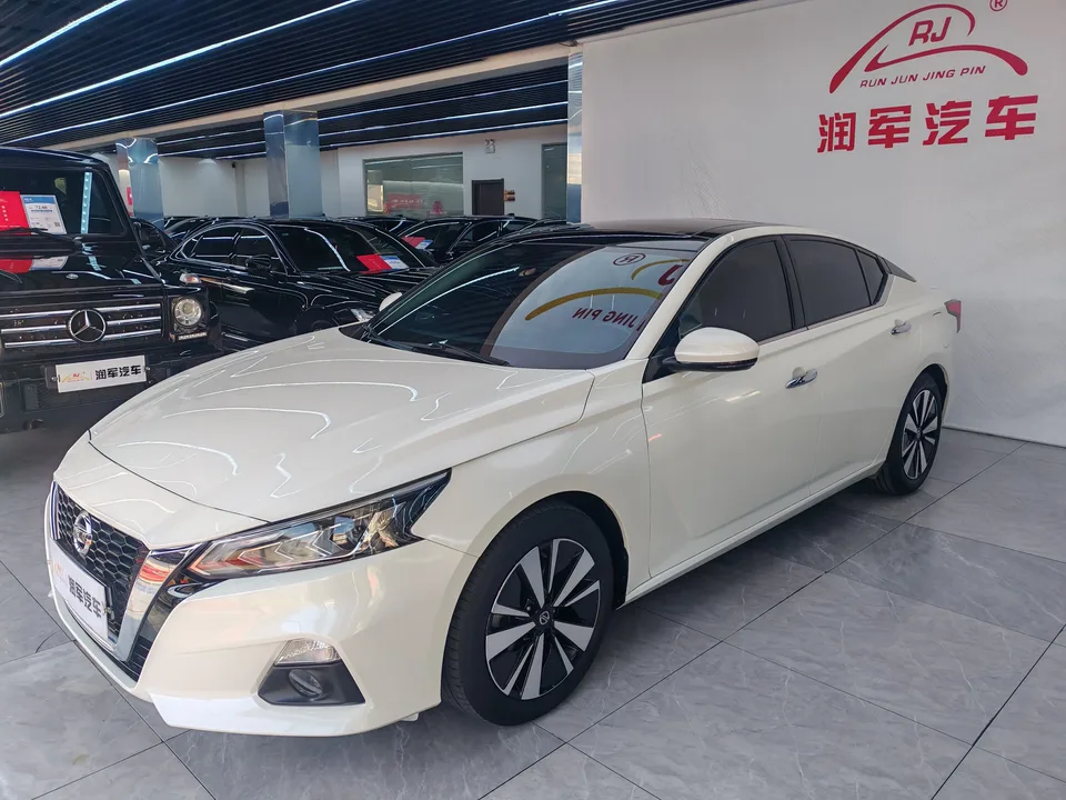 Nissan Altima Teana 2021 2.0L XL Comfort Edition 2023 — фото 1, купить с доставкой в Москву