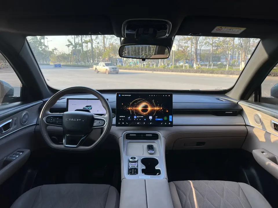 Chery Tiggo 8 PLUS C-DM Tiggo 8 PLUS C-DM 2025 1.5T Premium Edition 2025 — миниатюра 3