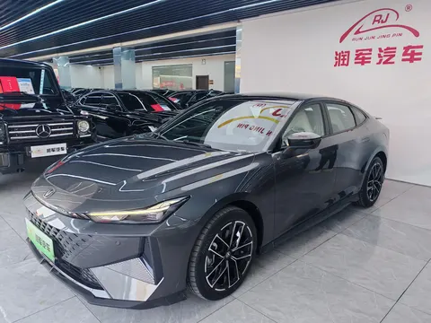 Changan UNI-V 2024 buy in Moscow