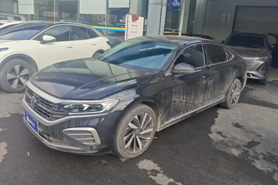 Volkswagen Passat 2024