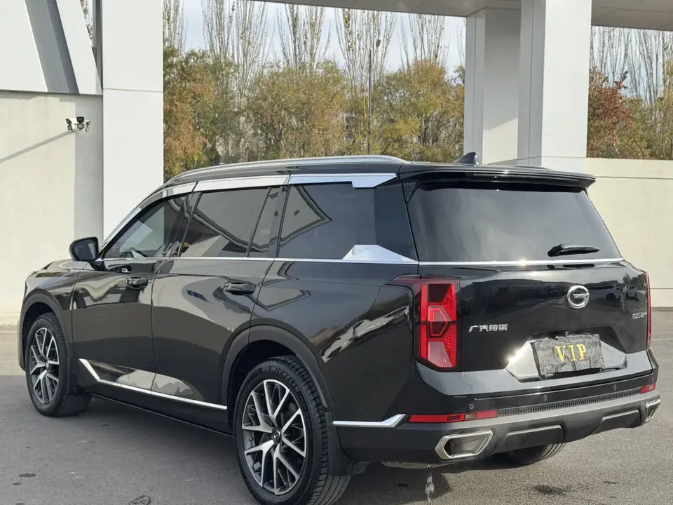 GAC Trumpchi GS8 Trumpchi GS8 2022 Trumpchi GS8 2022 Pilot Series 2.0TGDI 4WD Luxury Smart Edition 7 Seaters 2022 — thumbnail 4