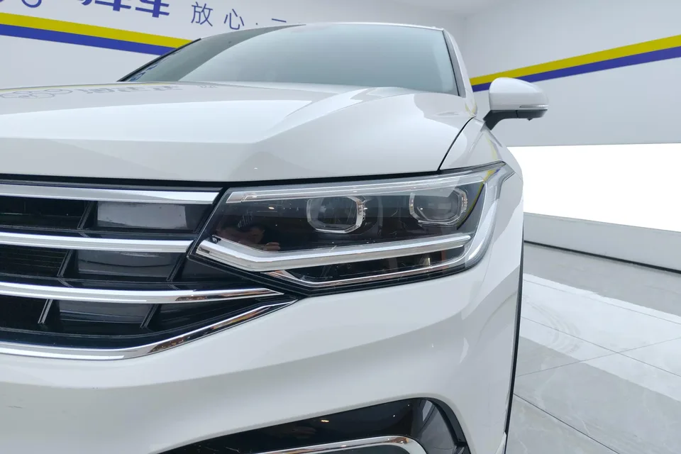 Volkswagen Tiguan L 2022