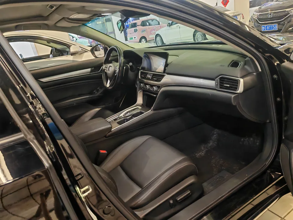 Honda Accord Accord 2022 2022 Accord Hybrid 2.0L Phantom Night Smart Edition 2022 — thumbnail 4