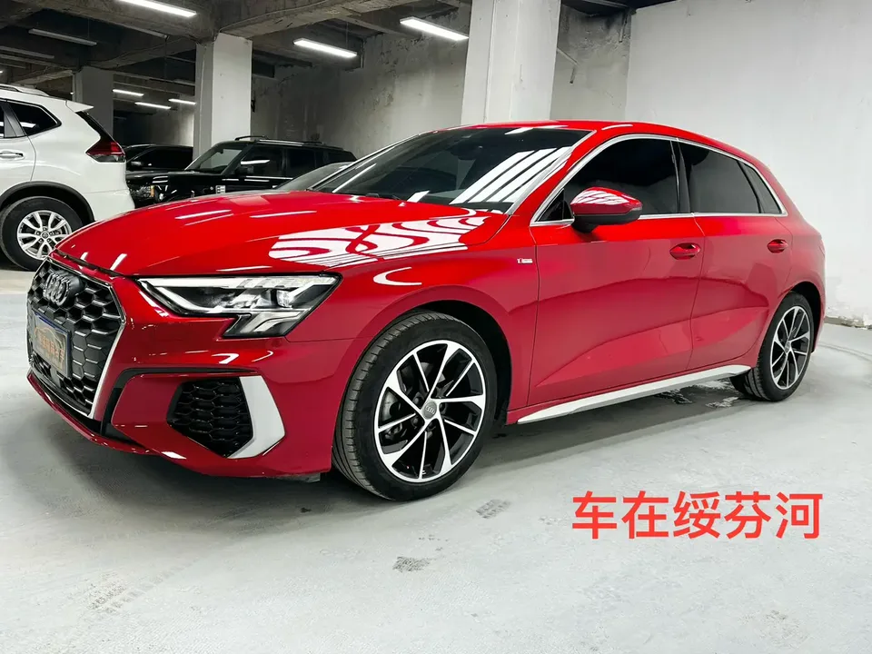 Audi A3 Sportback 35 TFSI Aggressive Sports Edition 2022 — фото 1, купить с доставкой в Москву