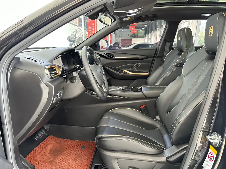 Oshan Changan Auchan X5 1.5T DCT Knight Edition 2022 — миниатюра 5