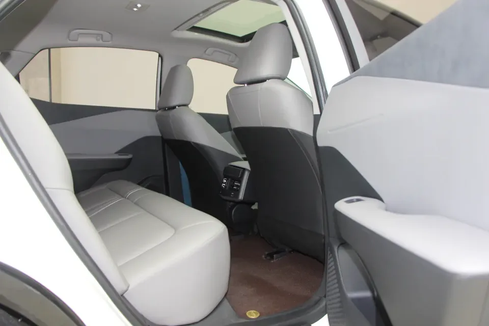 Toyota bZ3 Elite PRO 2025 — миниатюра 4