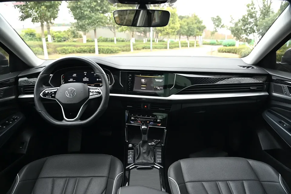 Volkswagen Passat Passat 2024 Passat 2024 380TSI Star Elite Edition 2024 — миниатюра 4
