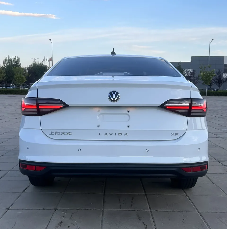 Volkswagen Lavida Lavida 2023 Lavida 2023 New 1.5L Automatic Outstanding New Desire Edition 2023 — thumbnail 3