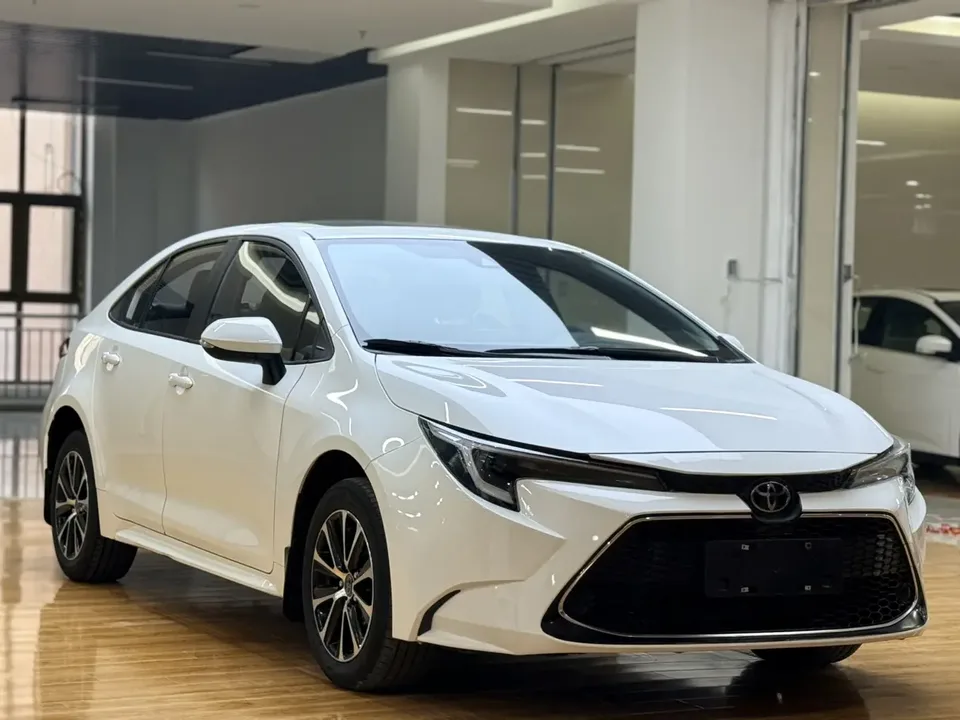 Toyota Levin 185T Luxury Edition 2023 — миниатюра 3