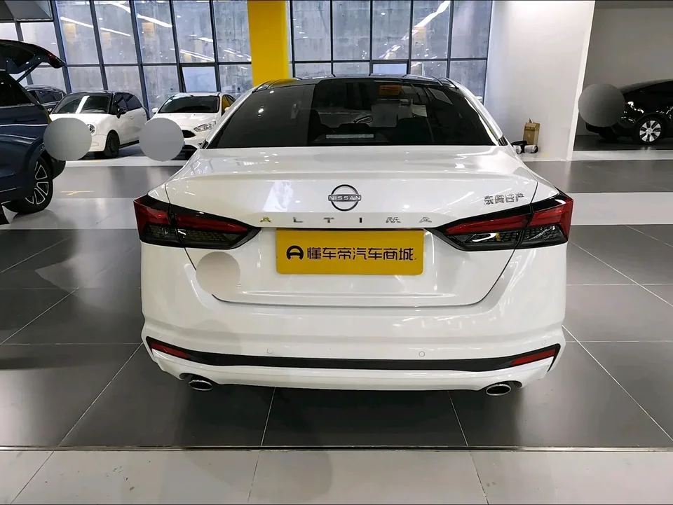 Nissan Altima Teana 2.0L XL-TLS Enjoy Edition 2024 — миниатюра 2
