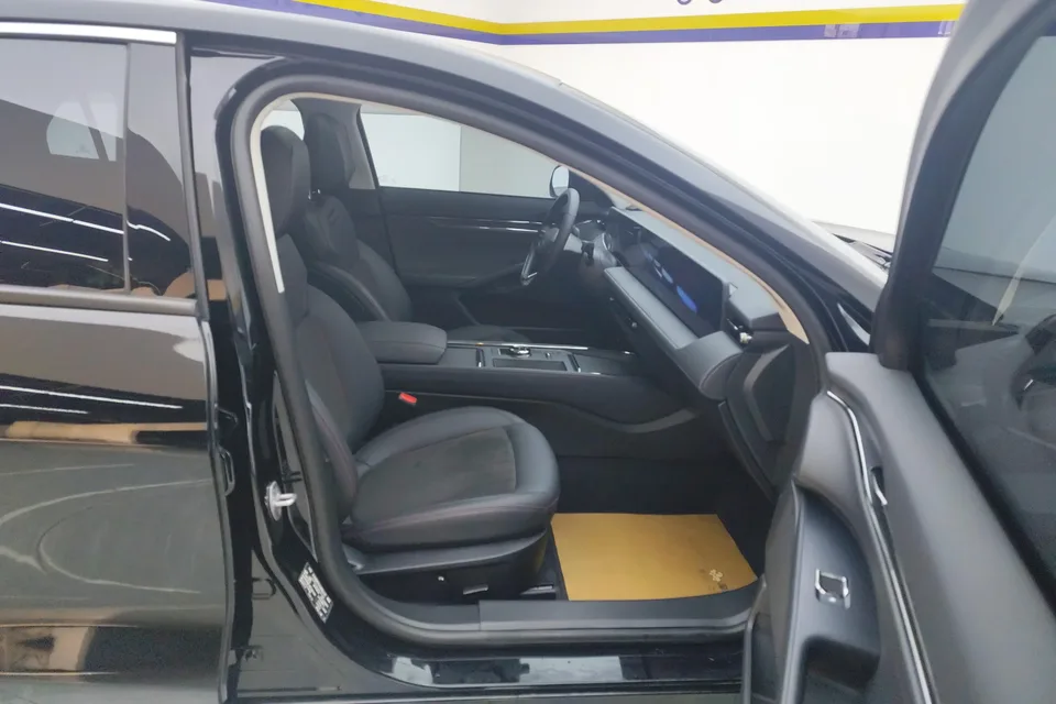 Ford Mondeo Mondeo 2023 Mondeo EcoBoost 245 Luxury 2024 — thumbnail 4