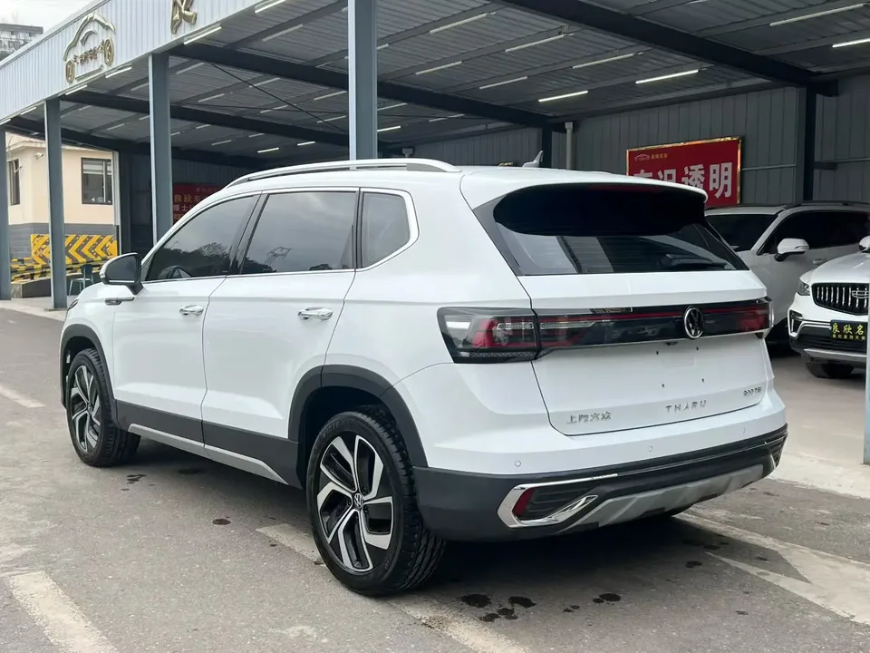 Volkswagen Tharu 300TSI 2WD Full Moon Edition 2024 — миниатюра 3