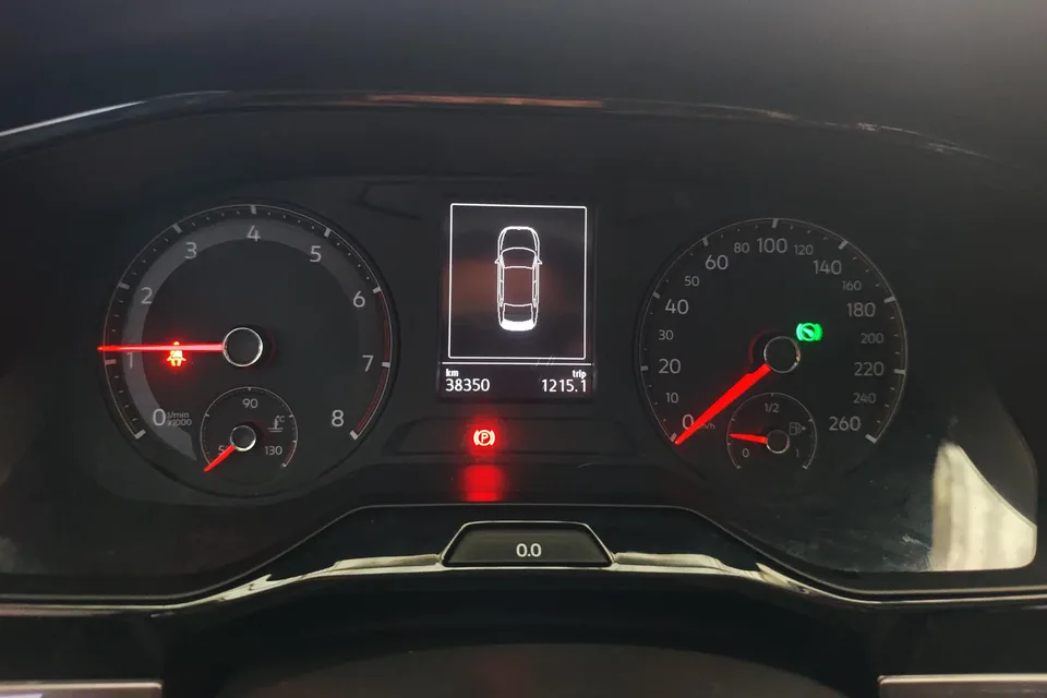Volkswagen Bora Bora 2021 1.5L Automatic Elite Intelligent Edition 2022 — миниатюра 3