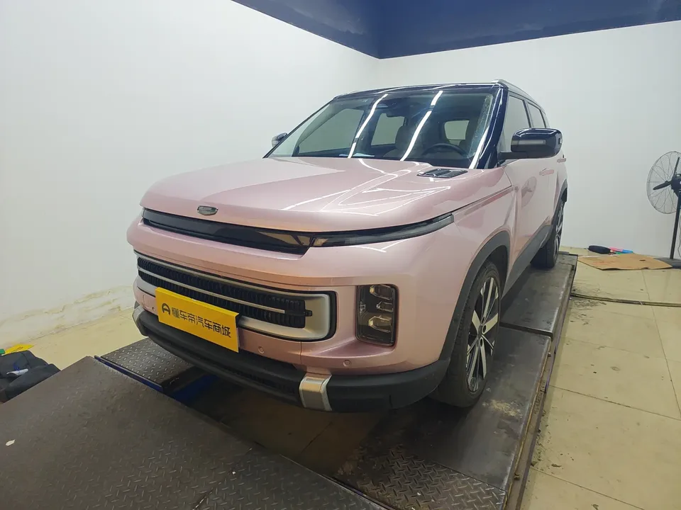 Geely ICON 2023