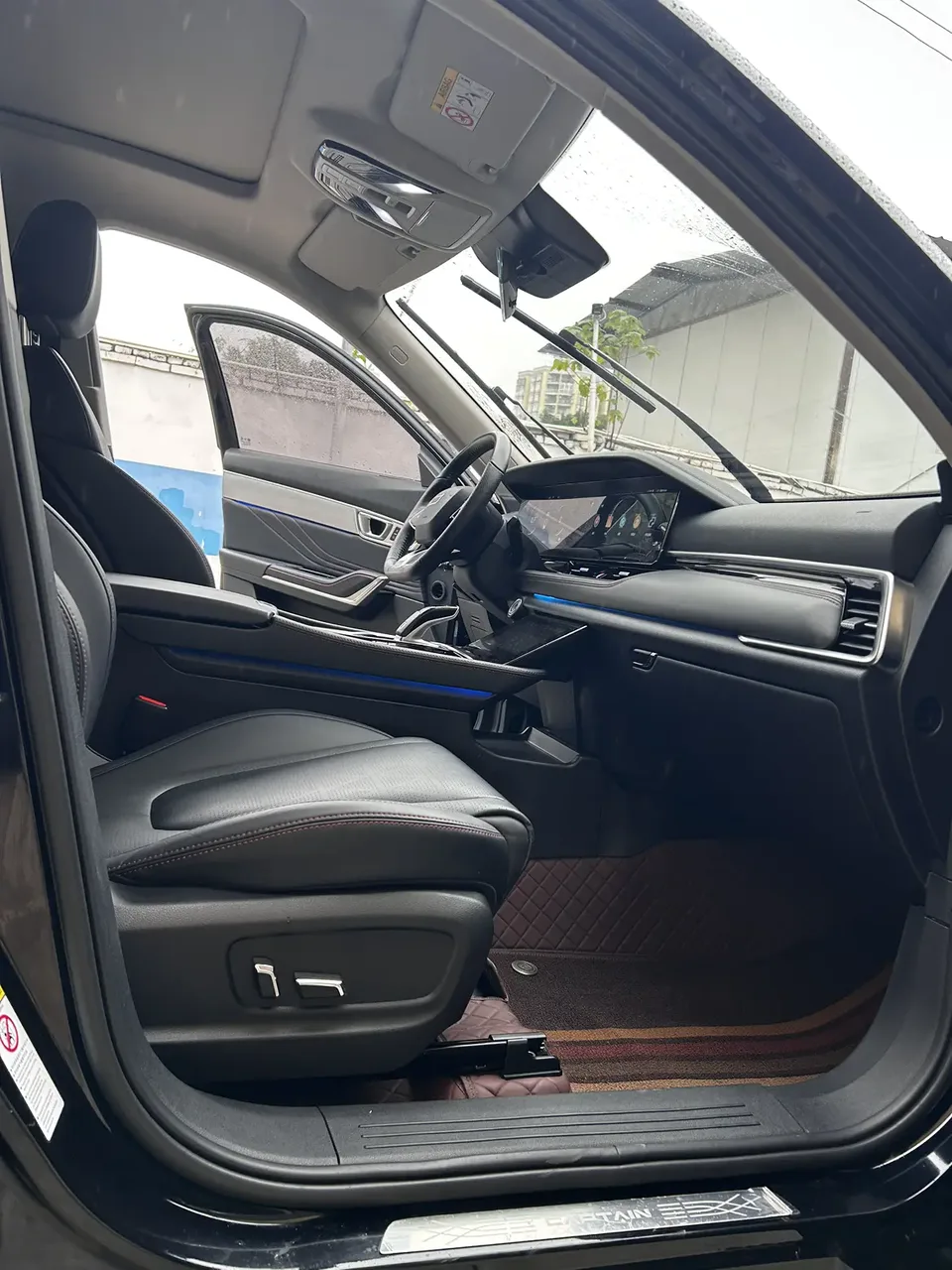 FAW Bestune T99 Bestune T99 2023 20TD 6AT Premium Edition 2024 — миниатюра 3