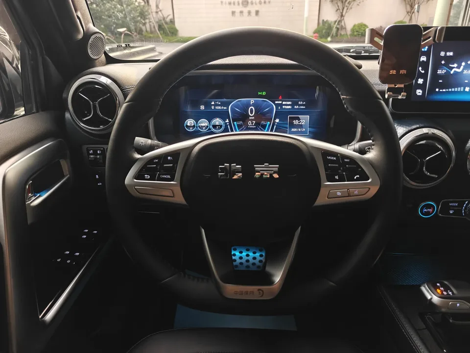 BAIC Beijing Off-road BJ40 Beijing Off-road BJ40 2023 2.0D Automatic 4WD Blade Hero Edition Knight Edition 2022 — миниатюра 5