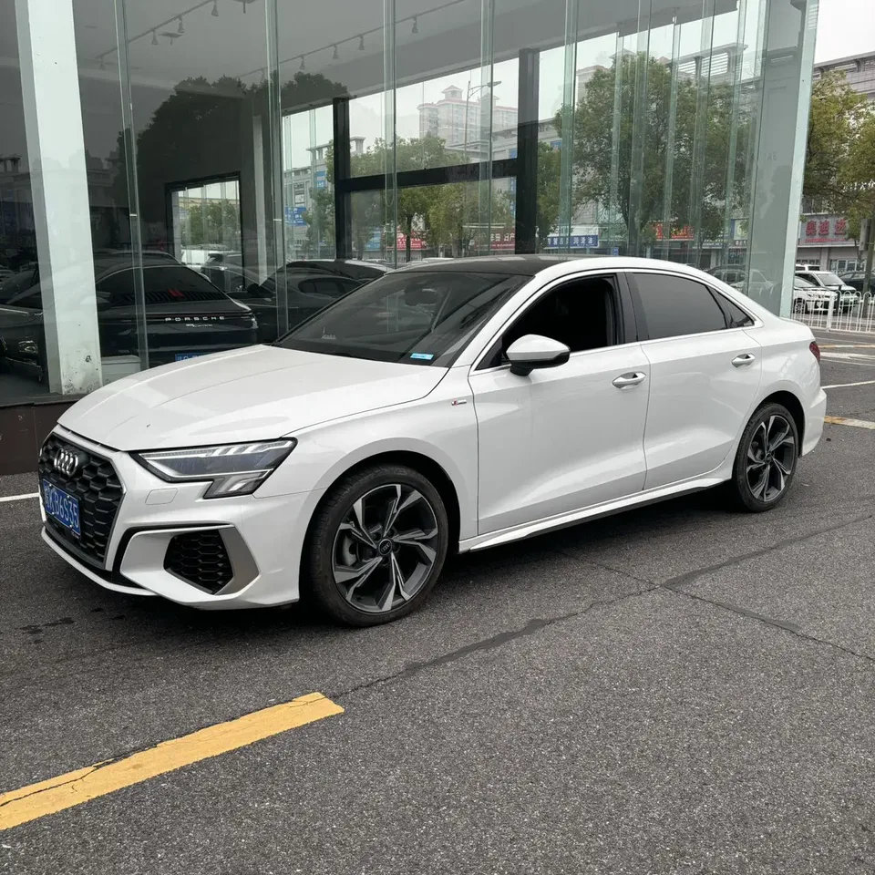 Audi A3 A3 2022 A3L Limousine 35 TFSI Luxury Sports 2023 — photo 1, buy with delivery to Moscow