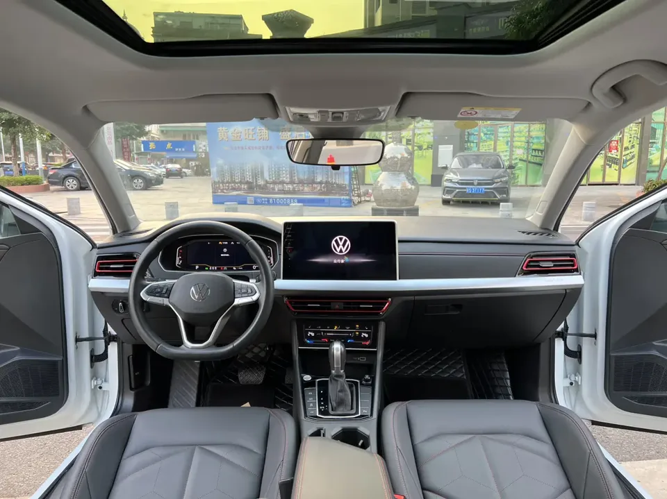 Volkswagen Lavida Lavida 2024 300TSI DSG Starry Sky Leading Edition 2024 — миниатюра 3