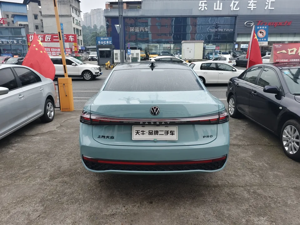 Volkswagen Passat Passat 2025 PRO 380TSI Starry Sky Dragon Edition 2024 — миниатюра 3
