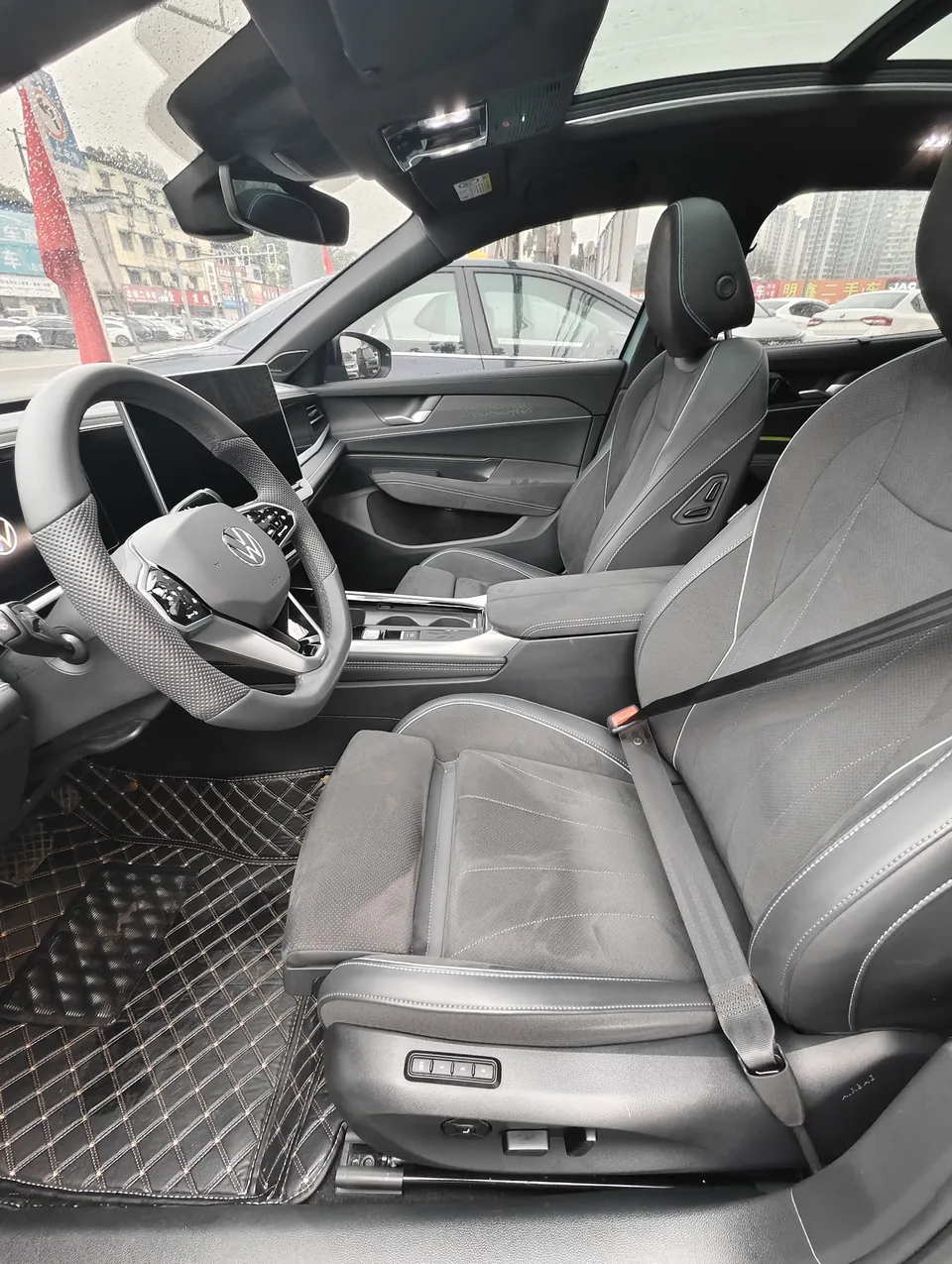 Volkswagen Passat Passat 2025 PRO 380TSI Starry Sky Dragon Edition 2024 — миниатюра 4