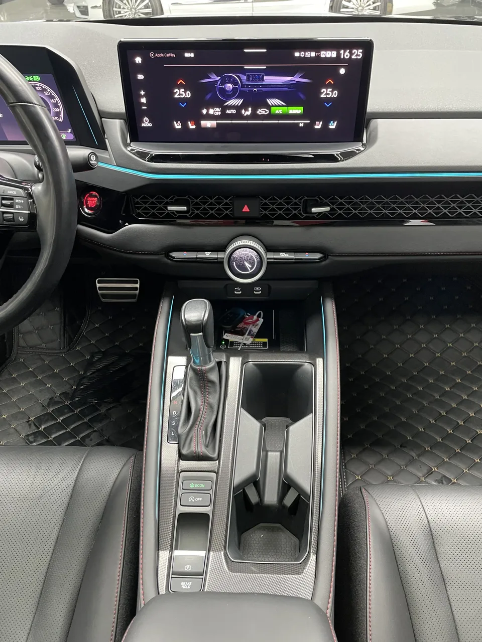 Honda Accord RuiTong 260TURBO flagship version 2023 — миниатюра 2