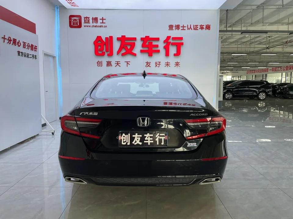 Honda Accord Accord 2022 260TURBO Deluxe Edition 2023 — миниатюра 2