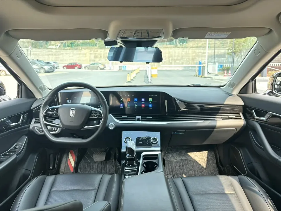 FAW Bestune B70 Pentium B70 2023 The third generation 1.5T automatic enjoyment model 2024 — thumbnail 4
