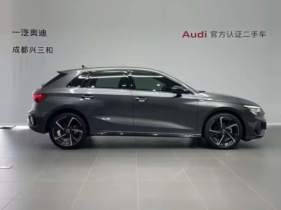 Audi A3 Audi A3 2024 Sportback 35 TFSI stylish and sporty 2024 — миниатюра 2