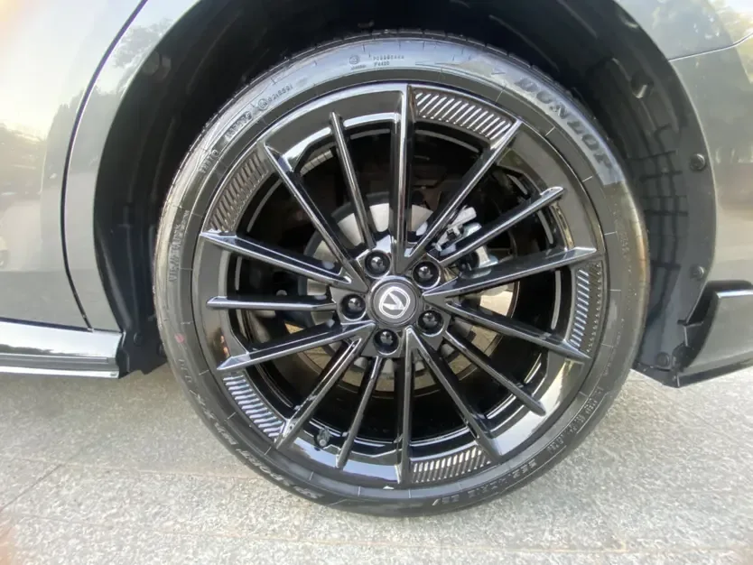 Changan UNI-V 1.5T Sports Edition 2023 — миниатюра 3
