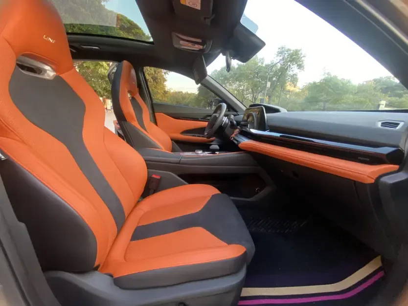 Changan UNI-V 1.5T Sports Edition 2023 — миниатюра 4