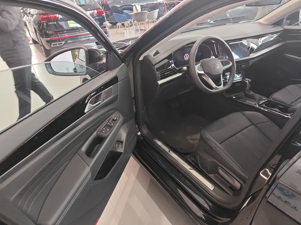Volkswagen Passat PHEV Passat PHEV 2025 430PHEV Hybrid Business Edition 2025 — миниатюра 5