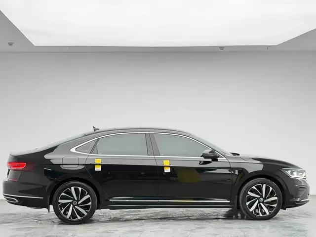 Volkswagen Passat Passat 2024 380TSI Elite Edition 2024 — миниатюра 5