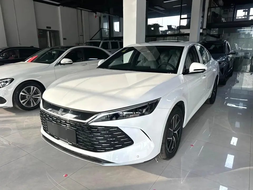 BYD Qin L DM 2025
