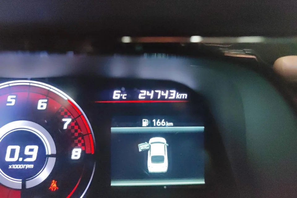 Hyundai Elantra 1.5L CVT GLX Elite Edition 2023 — миниатюра 3