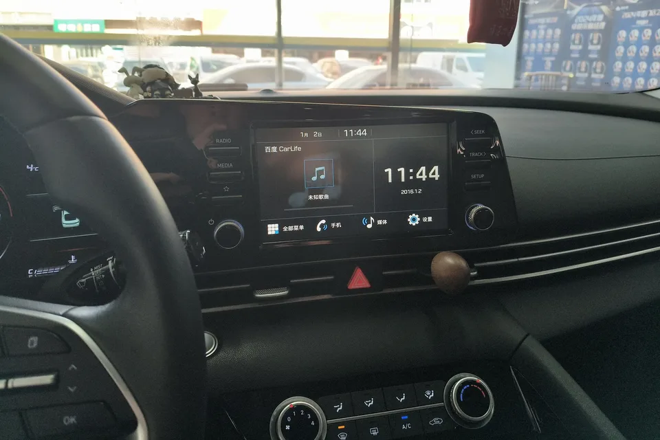 Hyundai Elantra 1.5L CVT GLX Elite Edition 2023 — миниатюра 4