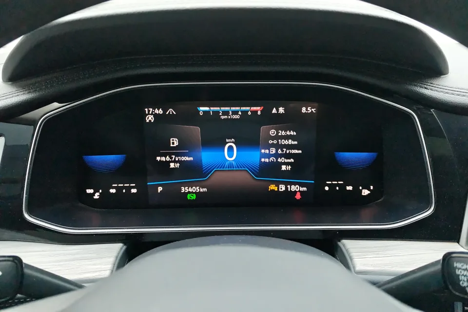 Volkswagen Sagitar Sagitar 300TSI DSG Beyond Edition 2024 — миниатюра 3