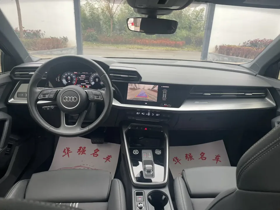 Audi A3 Audi A3 2024 Sportback 35 TFSI stylish and sporty 2024 — миниатюра 3