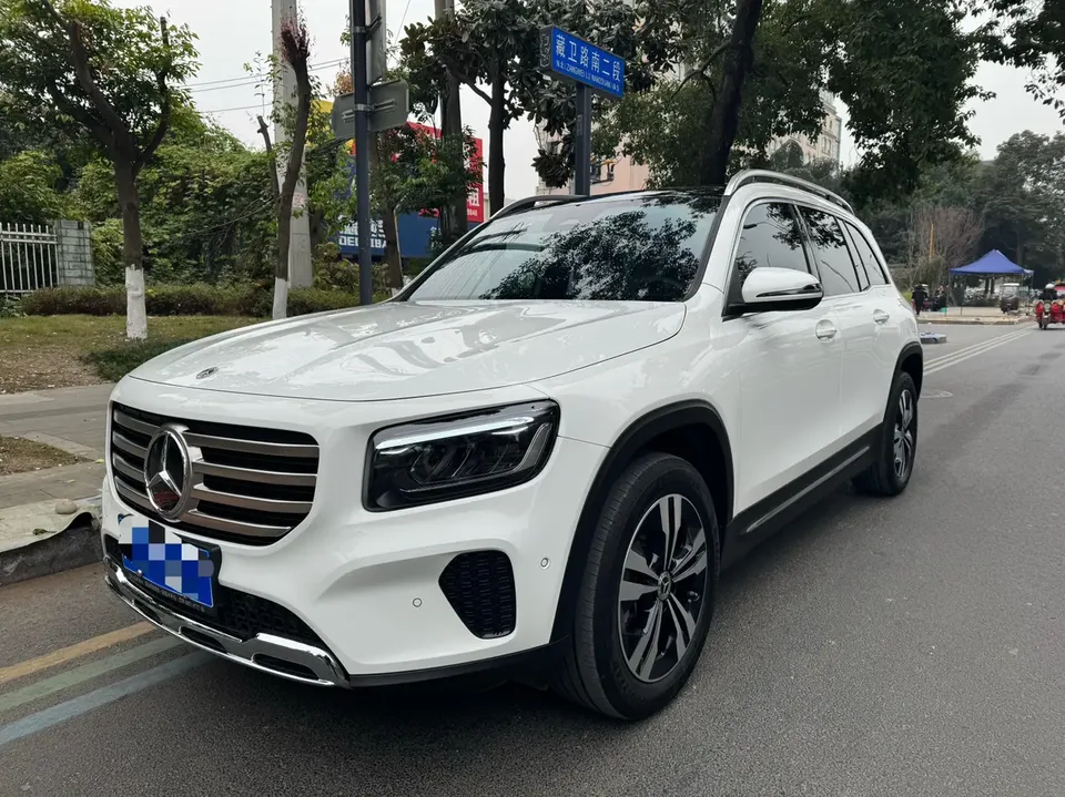 Mercedes-Benz GLB-Class 2023