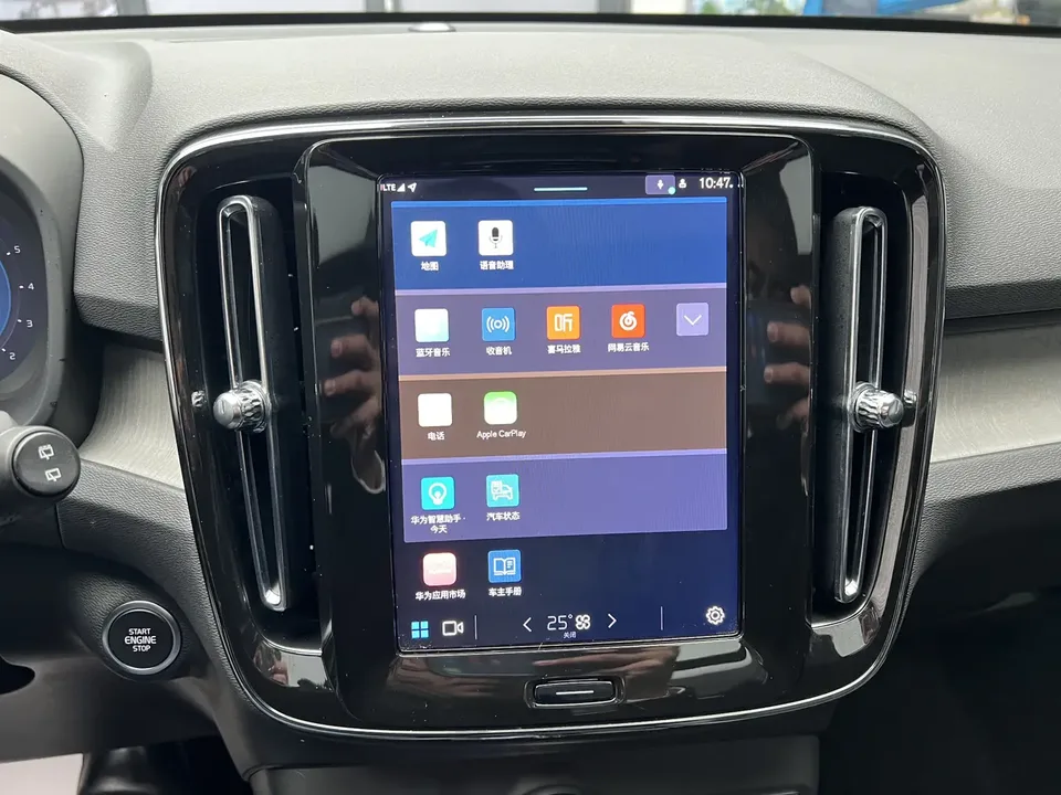 Volvo XC40 Volvo XC40 2025 B3 Zhiyuan Luxury Edition 2025 — миниатюра 5
