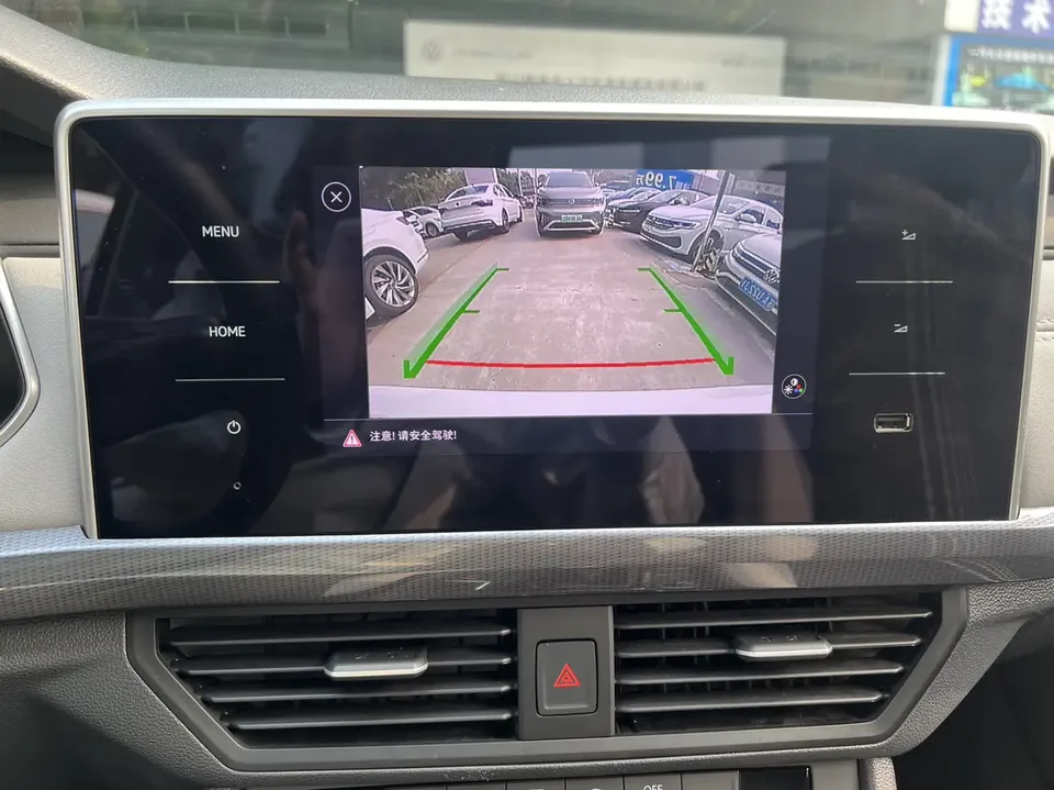 Volkswagen Bora Bora 2023 200TSI DSG Free Travel Edition 2024 — thumbnail 5