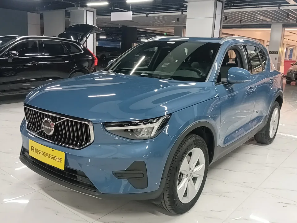 Volvo XC40 2023
