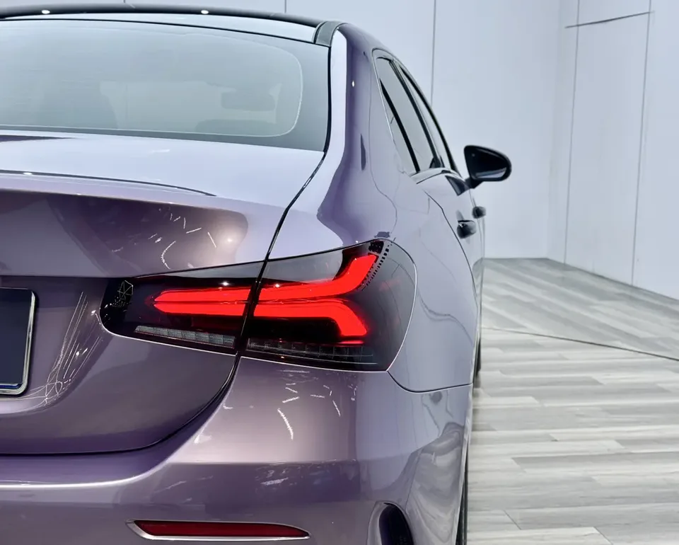 Mercedes-Benz Mercedes Benz A Class second facelift A 200 L sports sedan fashion version 2023 — миниатюра 2