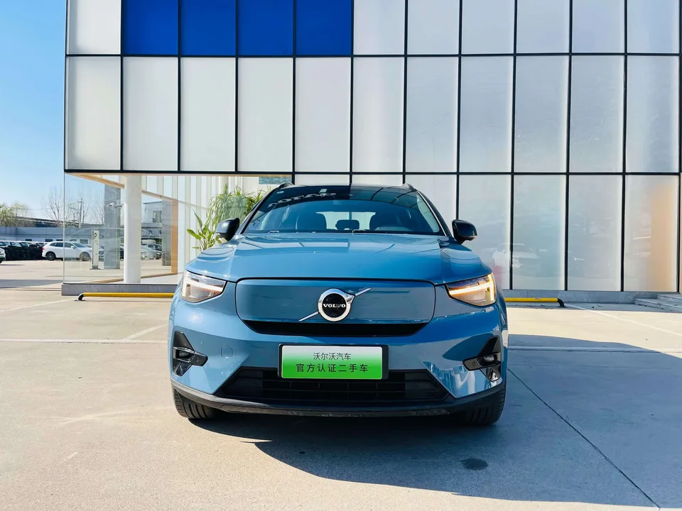 Volvo XC40 EV Volvo XC40 EV 2023 Long Range Edition 2023 — миниатюра 2